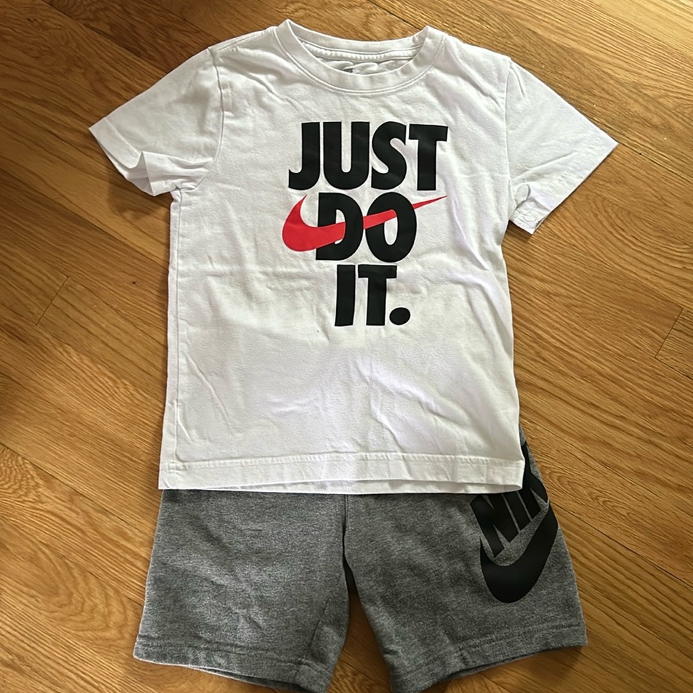 Nike Short Set